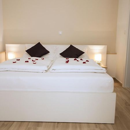 Guest House Bulevar ซาดาร์ ภายนอก รูปภาพ